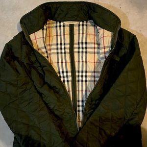 COPY - Burberry Women’s Coat, short with zipper